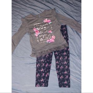 Girls two piece outfit (floral)